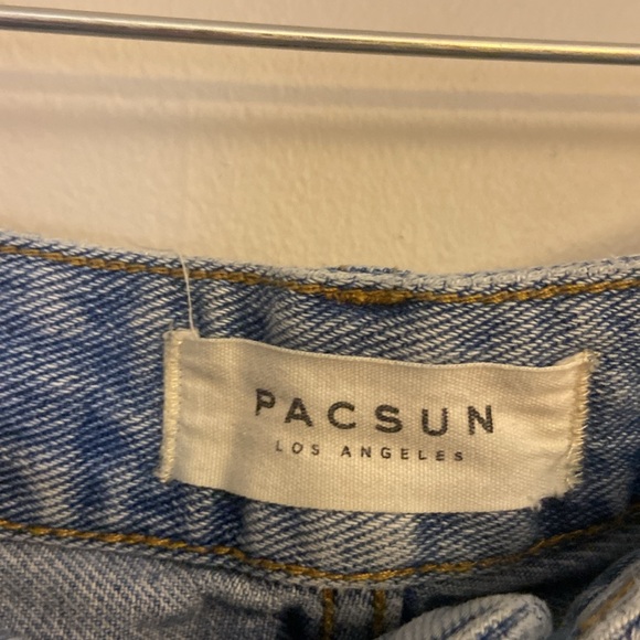 ⭐️ PacSun Embroidered Star Spangled detail High Rise  denim shorts size 30 - Picture 10 of 12